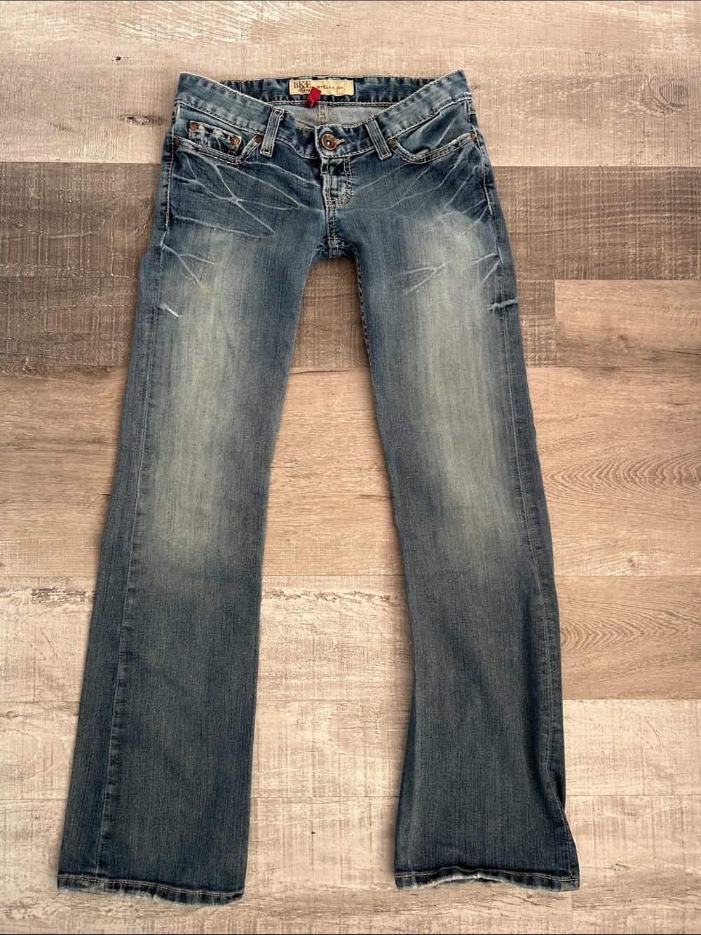 BKE Stella Women’s Medium Light Blue Boot Cut Jeans size 26
